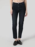 703 Carla Slim Fit Normal Bel Düz Paça Koyu Mavi Kadın Jean Pantolon Cl1062189