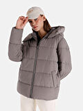 Regular Fit Kapüşonlu Şişme Kadın Mont