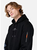 Normal Kesim Kapüşonlu Fermuar Cepli Baskılı Siyah Erkek Sweatshirt Cl1067705