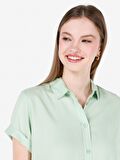 Normal Kesim Shirt Yaka Yeşil Kadın Kısa Kol Gömlek