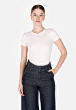 Slim Fit Yuvarlak Yaka Düz Kadın Ekru Kısa Kol Tişört
