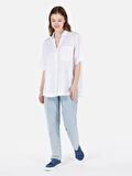 Normal Kesim Shirt Yaka İşlemeli Beyaz Kadın Kısa Kol Gömlek Cl1068891