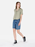 Normal Kesim Shirt Yaka Yeşil Kadın Kısa Kol Gömlek Cl1069200