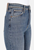 Regular Fit   Kadın Denim Jean Pantolon