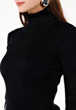 Slim Fit Balıkçı Yaka  Kadın Siyah Kazak