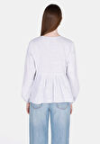 Regular Fit V Yaka Çizgili Kadın Beyaz Uzun Kol Gömlek Cl1073357