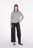 Regular Fit Yuvarlak Yaka Çizgili Kadın Siyah Uzun Kol Tişört Cl1073949