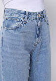 Regular Fit   Kadın Mavi Jean Pantolon