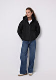 Regular Fit Kapüşonlu Fermuarlı Astarlı Suya Dayanıklı Kadın Siyah Mont