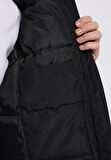 Regular Fit Kapüşonlu Fermuarlı Astarlı Suya Dayanıklı Kadın Siyah Mont