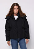 Regular Fit Kapüşonlu Fermuarlı Astarlı Çıkarılabilir Kapüşonlu Kadın Siyah Mont