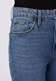 Straight Fit Yüksek Bel Düz Paça Kadın Siyah Jean Pantolon