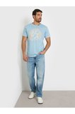 GUESS Erkek Açık Mavi Baskılı Bisiklet Yaka Pamuklu Kısa Kollu T-Shirt M4GI22K8FQ4