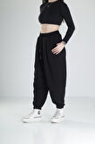 Paça Lastikli Pileli Siyah Jogger Pantolon