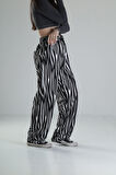 Rahat Kesim Desenli Baggy Pantolon