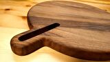 F&S WoodArt Ceviz Ağacı Doğal Ahşap Saplı Kesme Pizza Sunum Et Ekmek Tahtası Yuvarlak 30 Cm Çap
