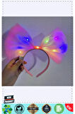 Rengarenk Led Işıklı Fiyonk Şekilli Tül Parti Tacı Pembe Renk 25x25cm Kız Erkek Çocuk Oyuncak