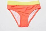 Kız çocuk bikini altı