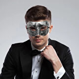 Gümüş Renk Antik Tarz Balo Maskesi