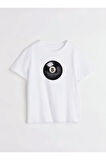 Siyah 8 Bilardo Topu Baskılı Bisiklet Yaka Basic Trend Kadın T-shirt