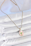 Dodes 316L Çelik Gold Renk Zincir Pembe Mineli Oval İncili Çiçek İşlemeli Portre Model Kadın Kolye TG27BKO10176