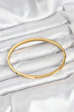 Dodes Dodes 316L Çelik Gold Renk Zirkon Taşlı 65 mm İnce Kadın Kelepçe Bileklik TG27BB7914