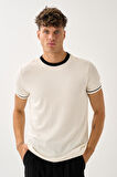 Regular Fit Yaka Detaylı T-shirt