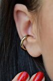 Büyük Boy Bombeli Halka Model Earcuff Kıkırdak Küpesi