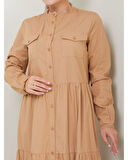 Dantelli Doğal Kumaşlı Boydan Düğmeli Kot Elbise Camel