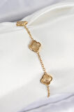 Gold Renk Yonca Kadın Bileklik - EBJ250802W37138