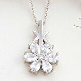 Ebuz Gümüş Beyaz Sevgi Çiçeği Kadın Kolye