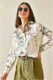  Boydan Düğmeli Arkası Uzun Saten Gömlek 