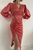 V Yaka Saten Elbise - Pembe