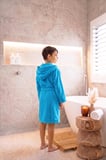 CottonVerse Genç & Çocuk Kapşonlu Bornoz – %100 Pamuk, Unisex