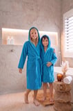 CottonVerse Genç & Çocuk Kapşonlu Bornoz – %100 Pamuk, Unisex