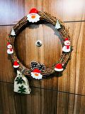 Yılbaşı Noel Baba & Kardan Adam Temalı Kozalaklı Led Işıklı Söğüt Dalı Kapı Çelengi / Süsü 30 Cm 