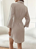 EQURİ Kadın Uzun Kollu Yakalı önden Düğmeli Beli Kuşaklı Mini Ithal Keten Elbise