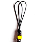 El Yapımı Vişne Kırmızısı Şeffaf Cam Nazarlık Deri İpli Duvar Süsü