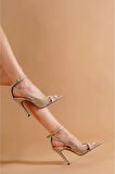 Kadın Bilekten Bağcıklı Sivri Burun Topuklu Ayakkabı Günlük ve Özel Kombinler İçin
