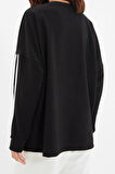 Tarz Oversize Bisiklet Yaka Düşük Kol Uzun Şerit Detaylı Geniş Kalıp İnce Örme Sweatshirt