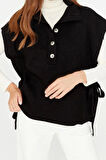 Stil Modern Kadın Regular Standart Kol Dik Yaka Yandan Bağlama Detaylı Yaka Düğmeli Triko Süveter