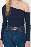 Stil Kadın Fitted Vücuda Oturan Omzu Açık Fitilli Bluz Crop Örme Slim Kalıp Düşük Kol