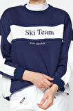 Tarz Regular Bisiklet Yaka Düşük Kol Uzun Kalın İçi Polarlı Slogan Nakışlı Örme Sweatshirt