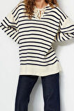 Kadın Modern Tarz Rahat Uzun Kare Yaka Çizgili Kol Regular Triko Kazak