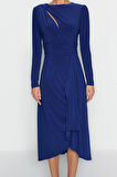 Moda Stil Fitted Bisiklet Yaka Midi Boy Vücuda Oturan Cut Out Pencere Detaylı Şık Abiye Elbise