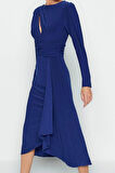 Moda Stil Fitted Bisiklet Yaka Midi Boy Vücuda Oturan Cut Out Pencere Detaylı Şık Abiye Elbise