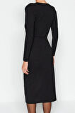 Moda Stil Slim Kruvaze Midi Boy Yaka Uzun Kollu Büzgü Detaylı Vücuda Oturan Örme Elbise