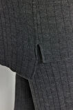 Moda Yüksek Bel Yarım Balıkçı Yaka Düşük Kol Yarım Balıkçı Yaka Fitilli Kazak-Pantolon Triko Takım