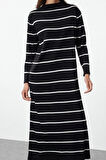 Moda Stil Relaxed Dik Yaka Maxi Boy Tesettür Çizgili Triko Elbise
