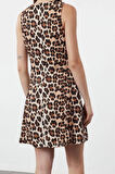 Moda Stil Regular Bisiklet Yaka Mini Boy Leopar Desenli Düz Kesim Saten Dokuma Elbise